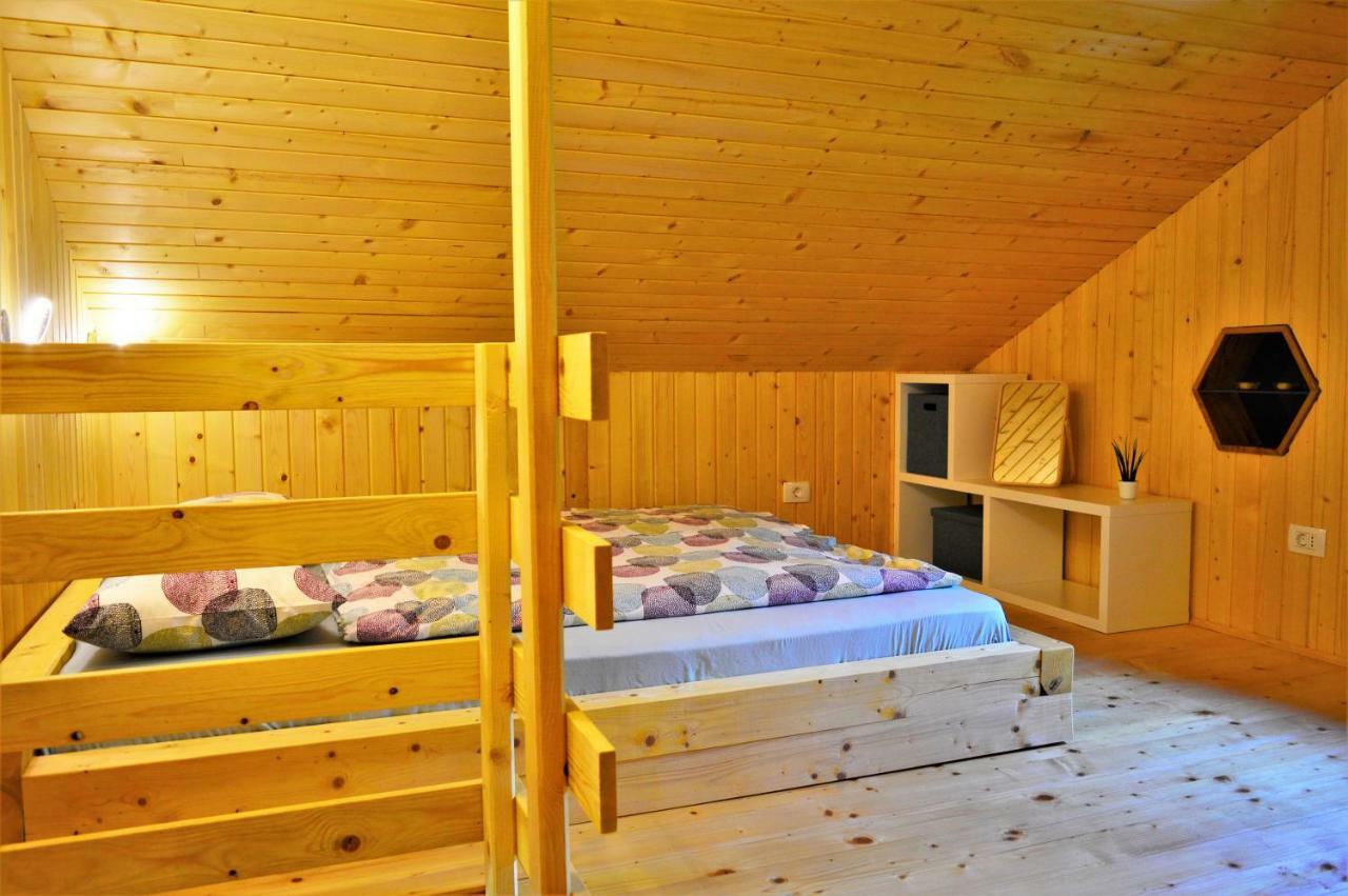 Sleeping With The Bees Kozjak Kobarid Eksteriør billede